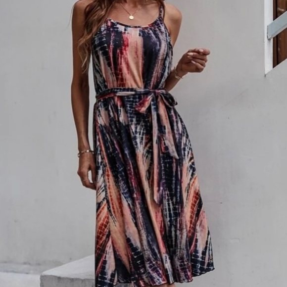 🆕LAST ONE!🛍 Date Night Tie-Dye Dress - Picture 2 of 5